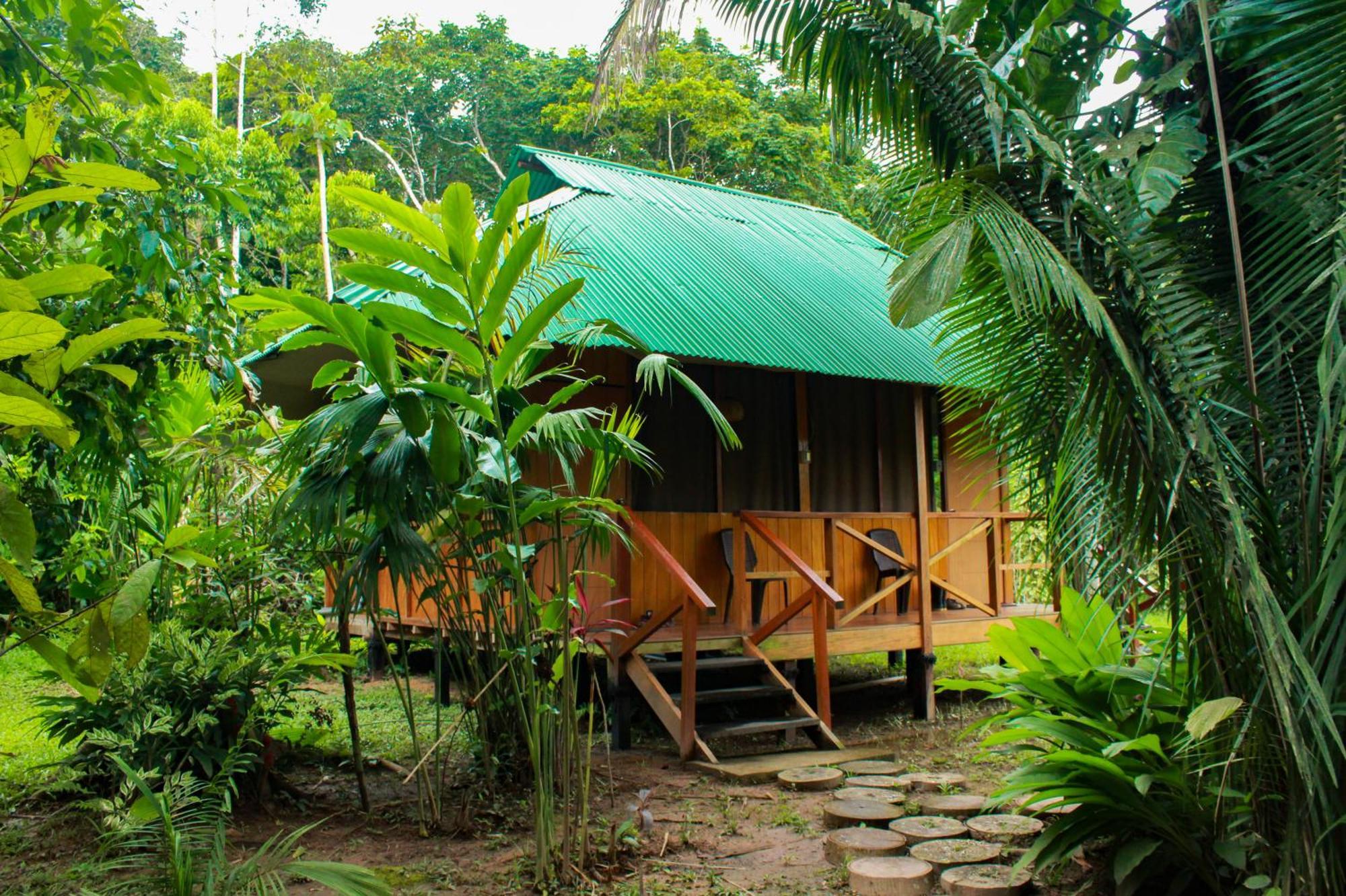 Tronco Tambopata Adventure Hotell Puerto Maldonado Exteriör bild