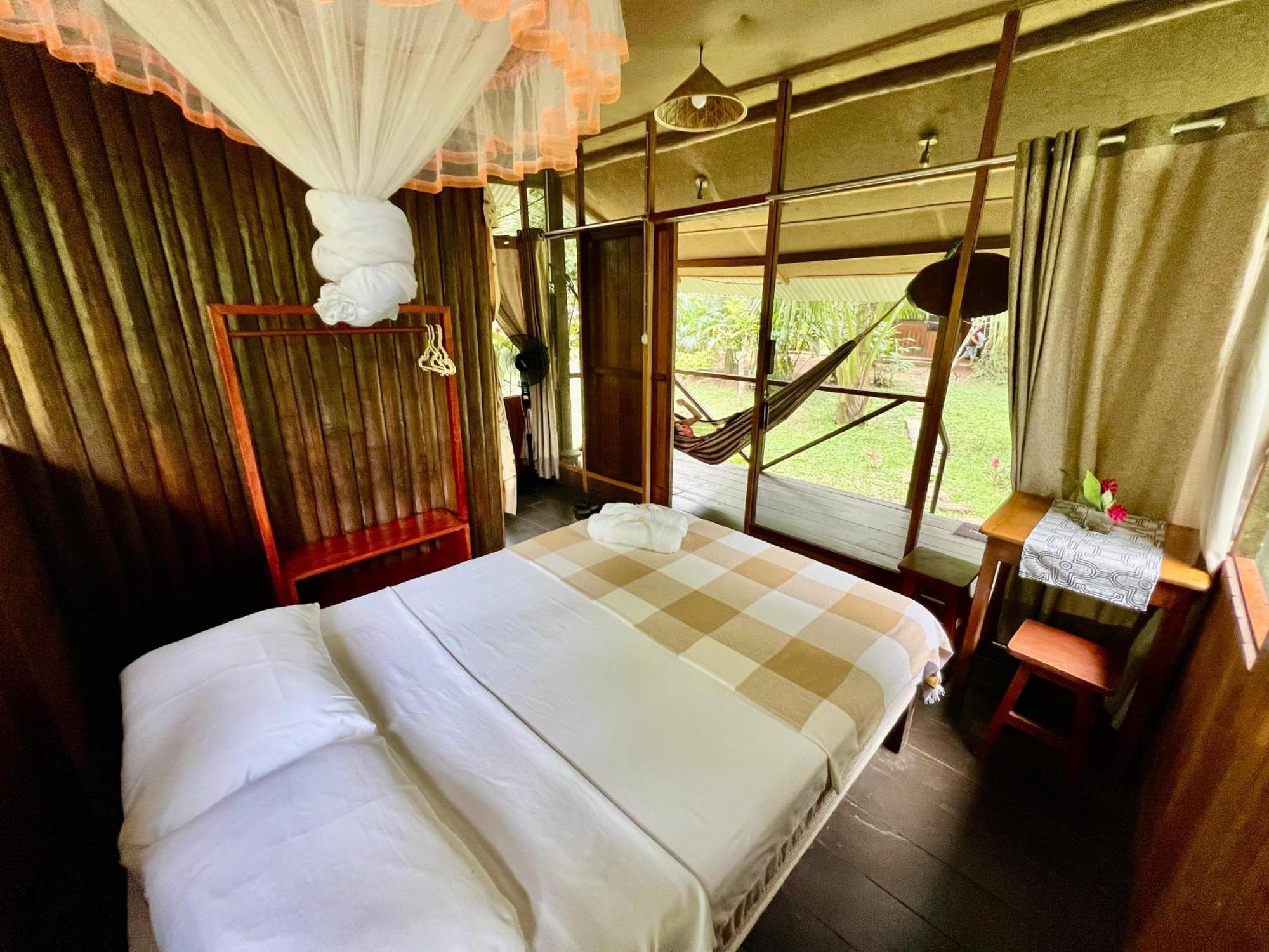 Tronco Tambopata Adventure Hotell Puerto Maldonado Exteriör bild