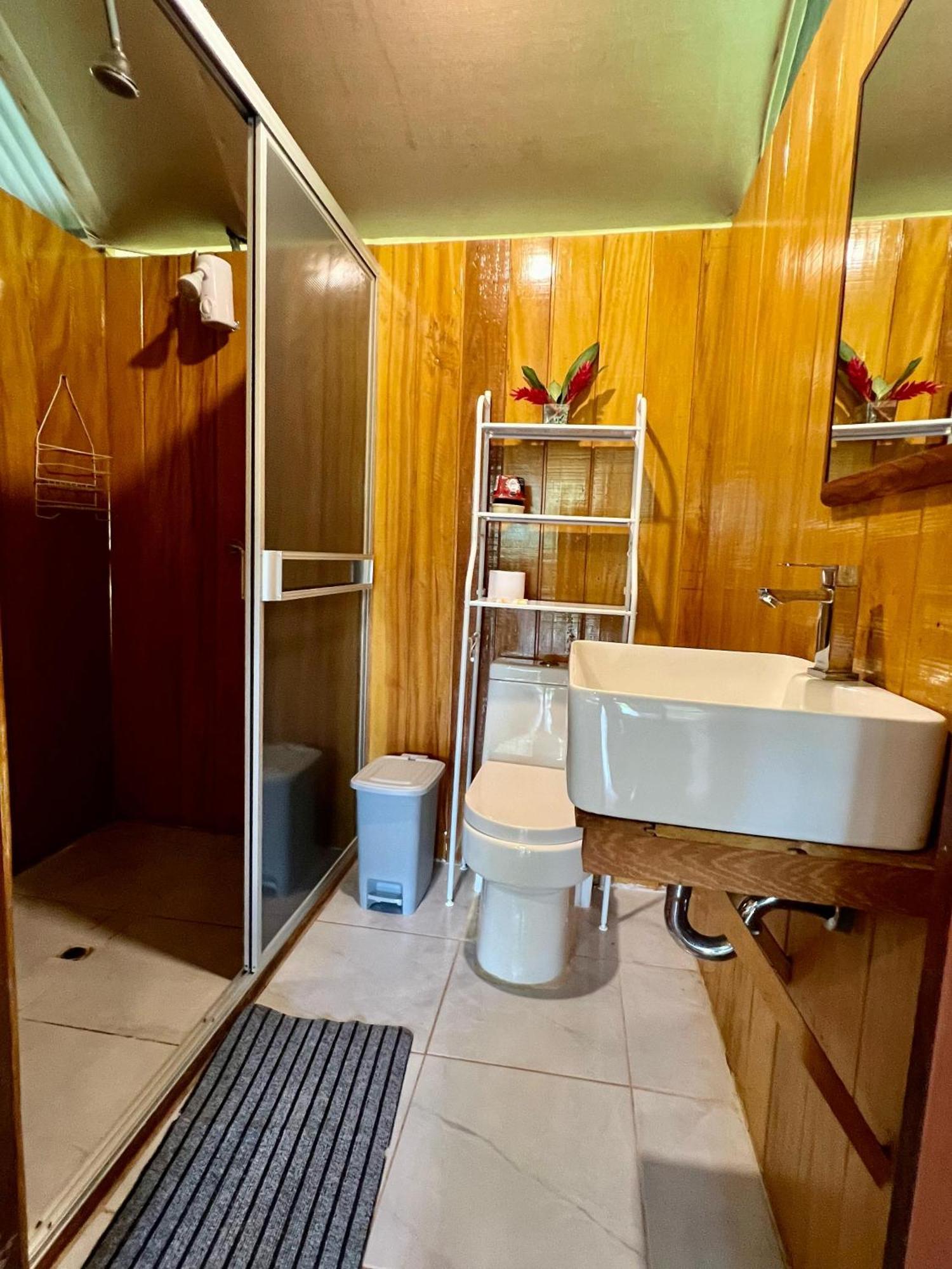 Tronco Tambopata Adventure Hotell Puerto Maldonado Exteriör bild